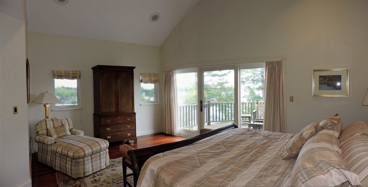 11 Bayview Road Master Suite